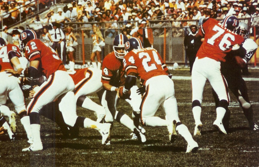 Armstrong Takes Handoff From Weese on 10/1/78